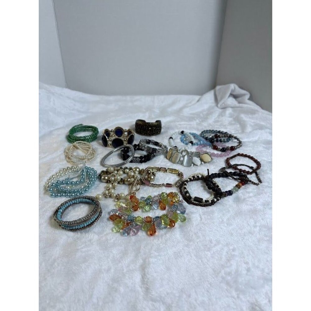 Assorted Beaded & Metal Bracelets Mixed Styles & Colors Costume Jewelry